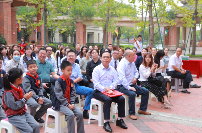国学满当德学问，馨沁沐染迎新来 ——热烈庆祝成都王府外国语学校国学馆开馆