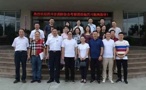 搭橋鋪路 讓企業(yè)在相互走訪與交流中升華 搭橋鋪路 讓企業(yè)在相互走訪與交流中升華