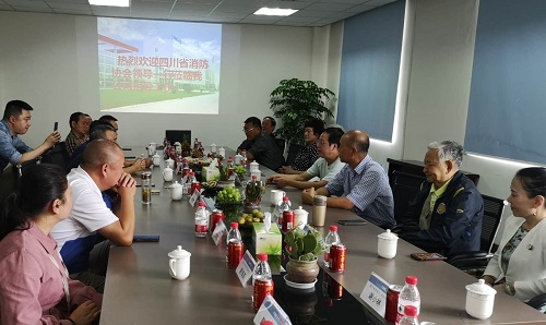 搭橋鋪路 讓企業(yè)在相互走訪與交流中升華 搭橋鋪路 讓企業(yè)在相互走訪與交流中升華