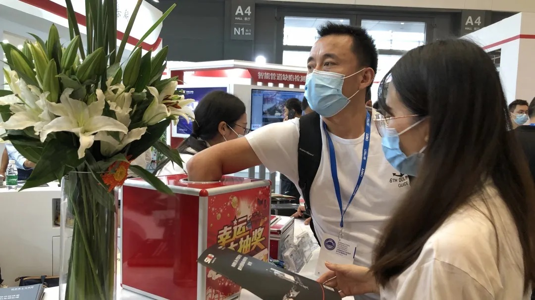 入秋后的第一展，带您感受施罗德展位第一天的现场魅力！
