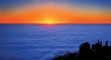 登峨嵋圣山 看天下奇觀 登峨嵋圣山 看天下奇觀