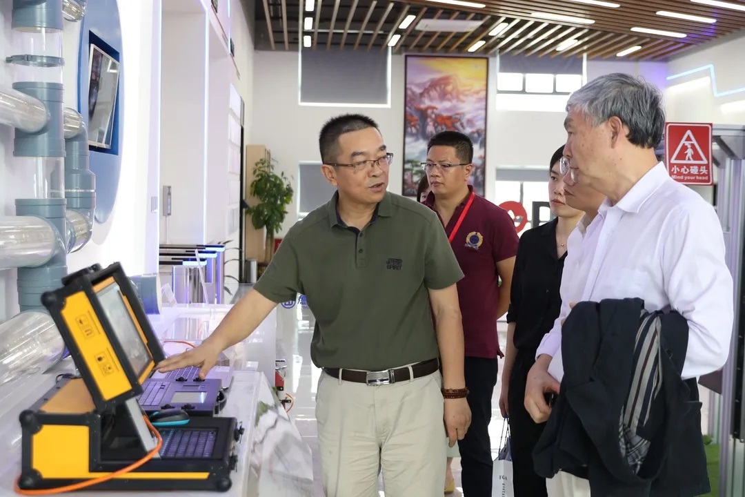 热烈欢迎中国工程院李培根院士一行莅临我司考察交流！