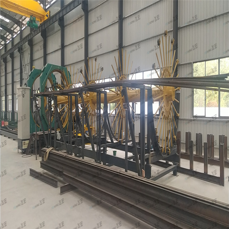 飛宏鋼筋籠滾焊機(jī)、鋼筋鋸切套絲打磨生產(chǎn)線進(jìn)駐浙江紹甬 飛宏鋼筋籠滾焊機(jī)、鋼筋鋸切套絲打磨生產(chǎn)線進(jìn)駐浙江紹甬