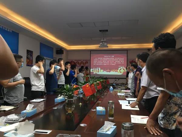 路橋公司積極部署第十九個“安全生產(chǎn)月”活動 路橋公司積極部署第十九個“安全生產(chǎn)月”活動