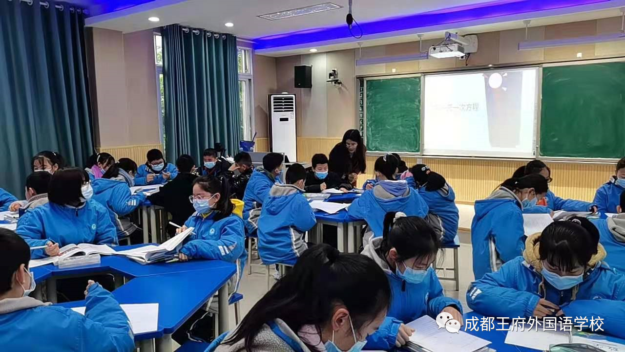 学为中心，以赛促教——成都王府初中教师团队斩获佳绩