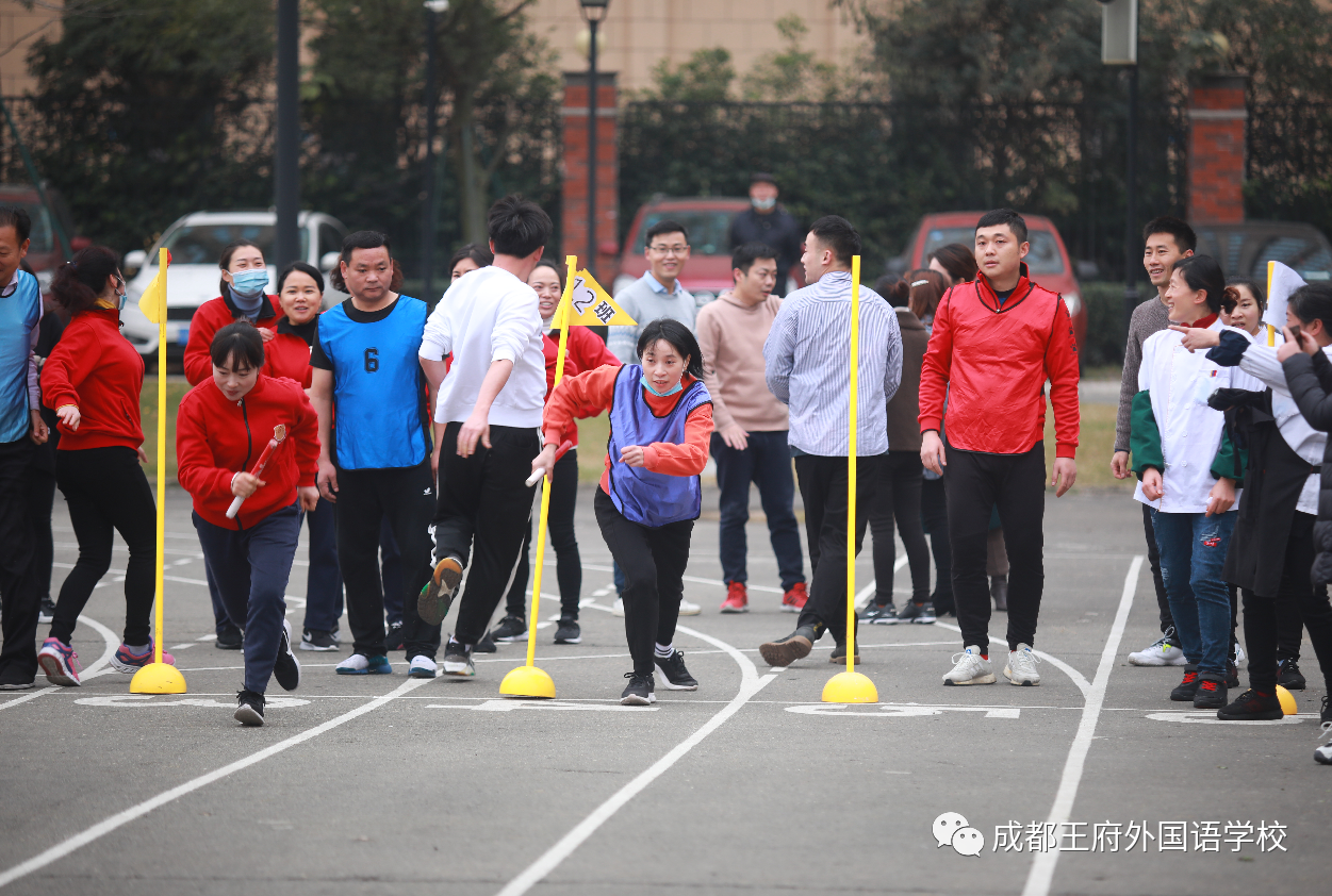 来了，成都王府云上周刊