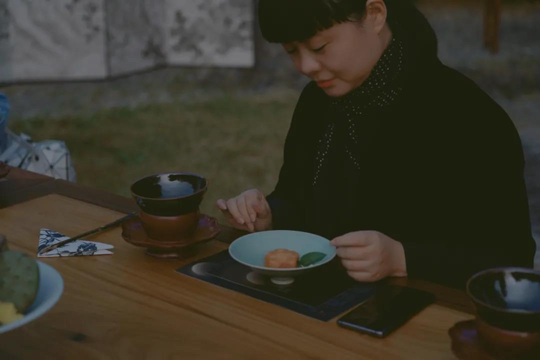 抱月入怀 · 中秋赏月