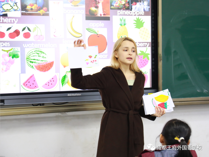 这是每个王府娃都喜欢的外教美术课