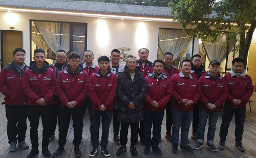 以会代训 维保部召开全员培训大会