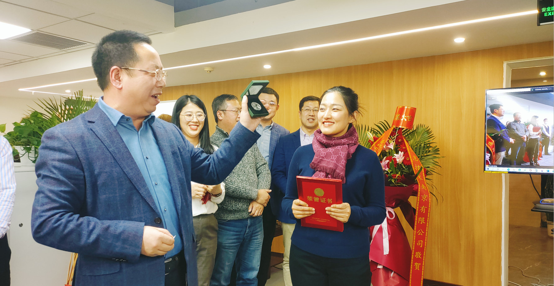 “雄关漫道真如铁，而今迈步从头越”！冠群信息云举办乔迁庆典！