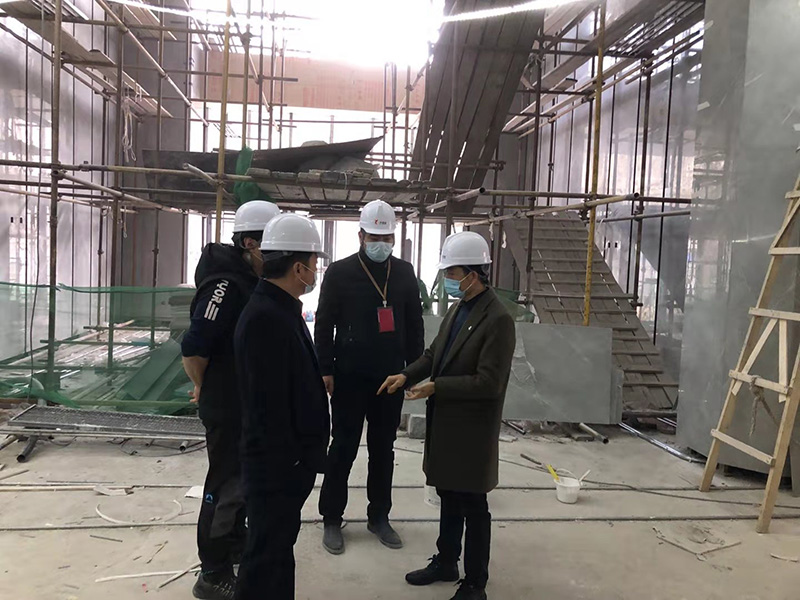 董事長春節(jié)期間視察工地 董事長春節(jié)期間視察工地
