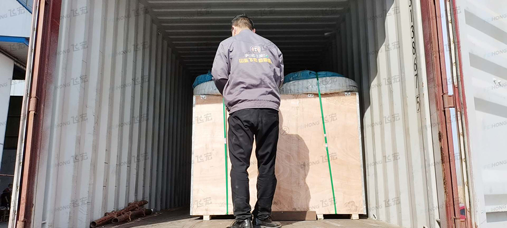熱烈祝賀飛宏發(fā)往立陶宛鋼筋加工設(shè)備已裝車完畢發(fā)往青島港 熱烈祝賀飛宏發(fā)往立陶宛鋼筋加工設(shè)備已裝車完畢發(fā)往青島港