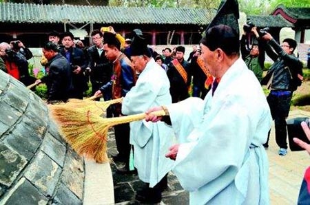 亡国后被流放到朝鲜的2位中国皇帝,结局迥异,子孙经常来华祭祖 亡国后被流放到朝鲜的2位中国皇帝,结局迥异,子孙经常来华祭祖