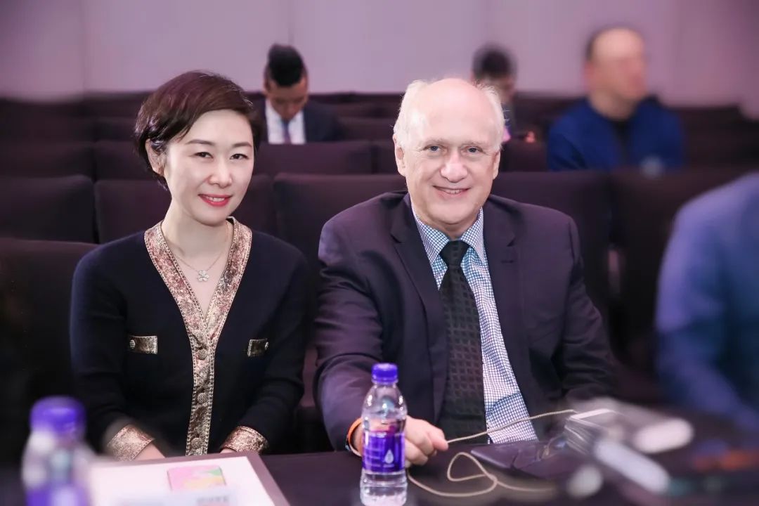 时隔五年回归,为中国国际教育做出突出贡献的他在这里看到了中国双语学校的未来 时隔五年回归,为中国国际教育做出突出贡献的他在这里看到了中国双语学校的未来