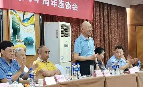 慶祝建軍 四川消防協(xié)會道和遠大集團共同舉辦座談會 慶祝建軍 四川消防協(xié)會道和遠大集團共同舉辦座談會