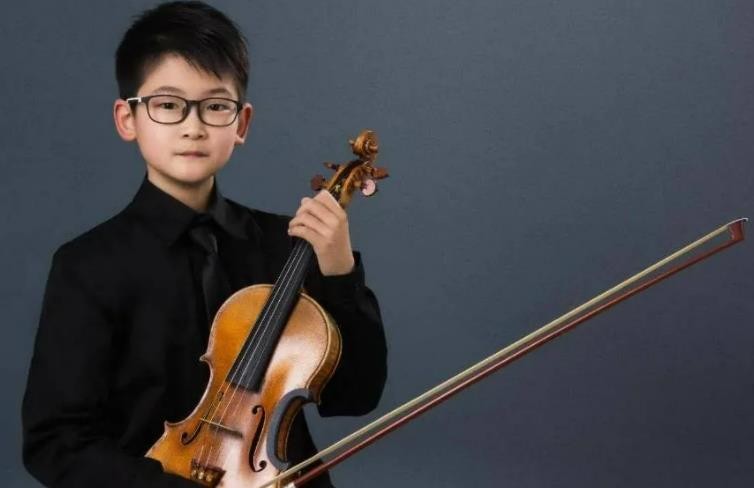 祝贺上海音乐学院附小学生刘天佑获得比利时伊萨伊国际音乐比赛第二名