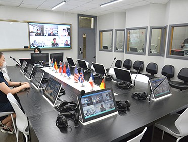北京外国语大学