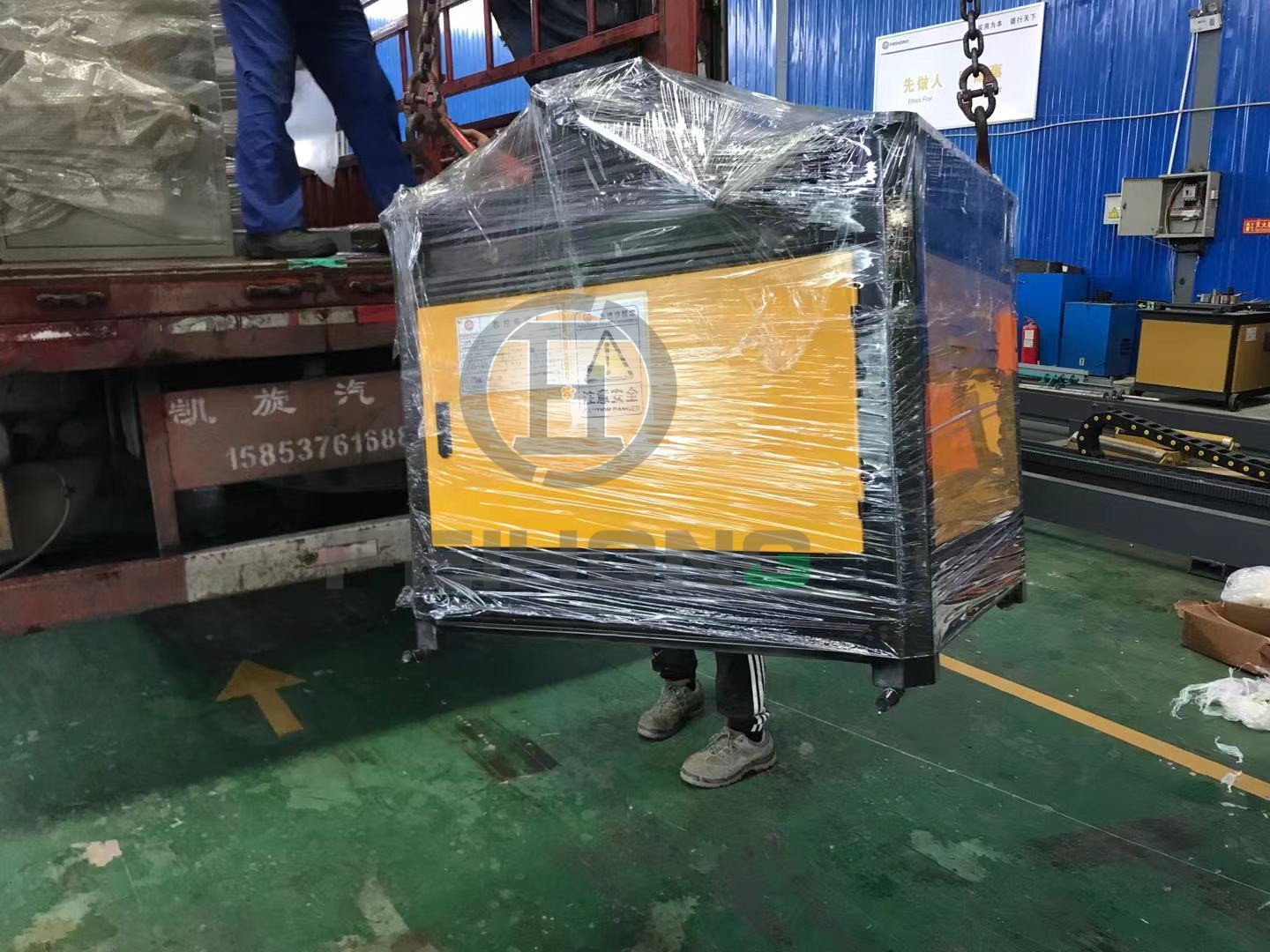 喜訊!熱烈祝賀飛宏5套智能鋼筋加工設(shè)備裝車完畢順利發(fā)出 喜訊!熱烈祝賀飛宏5套智能鋼筋加工設(shè)備裝車完畢順利發(fā)出