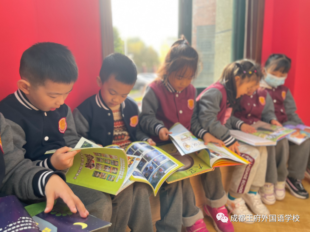 共建共享，魅力书香——邀您来感受成都王府图书馆的书香气！