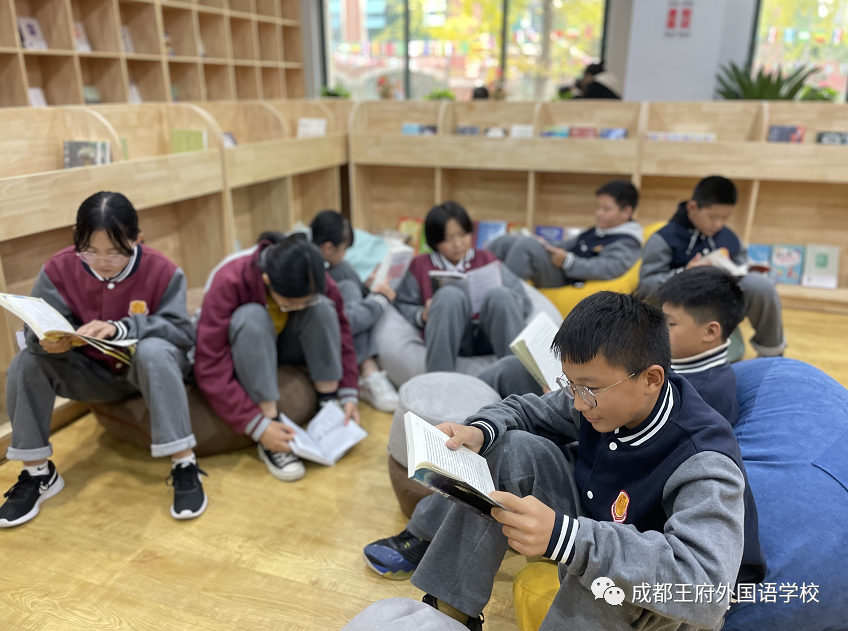 共建共享，魅力书香——邀您来感受成都王府图书馆的书香气！
