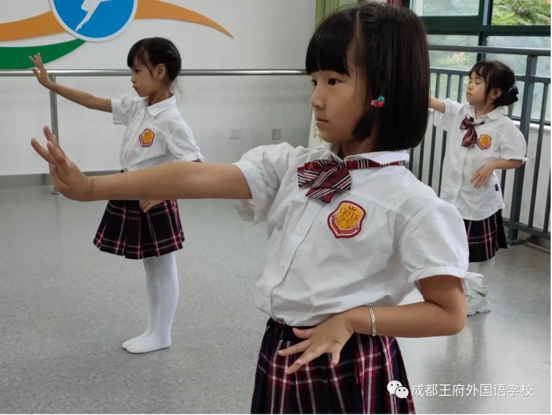 青春飞扬，色彩斑斓 —— 成都王府外国语学校小学部社团课介绍