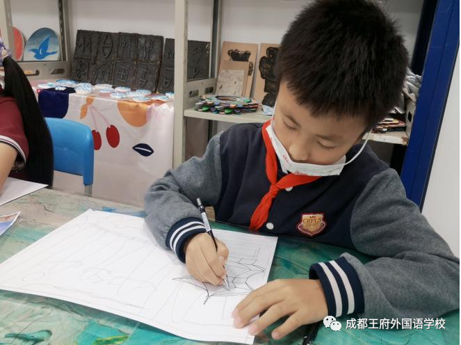 青春飞扬，色彩斑斓 —— 成都王府外国语学校小学部社团课介绍