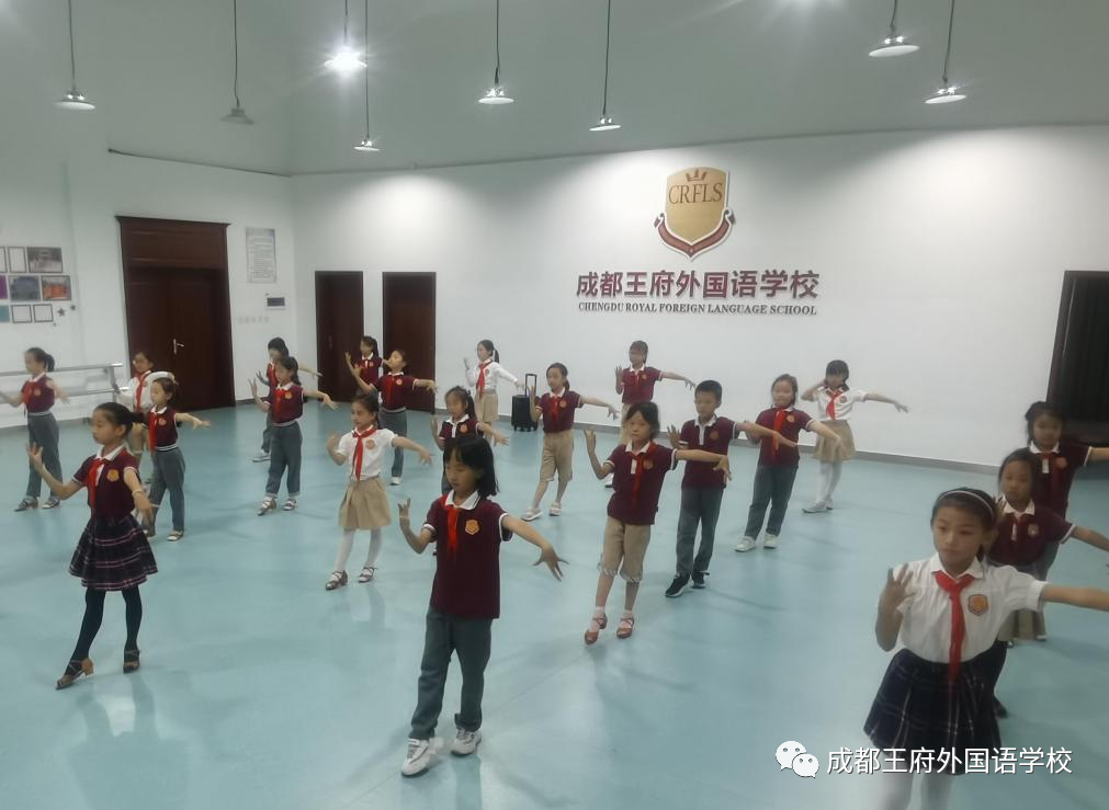 青春飞扬，色彩斑斓 —— 成都王府外国语学校小学部社团课介绍