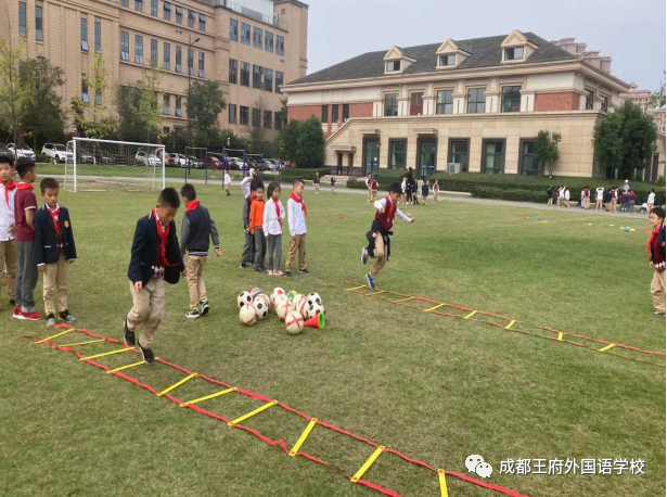 青春飞扬，色彩斑斓 —— 成都王府外国语学校小学部社团课介绍