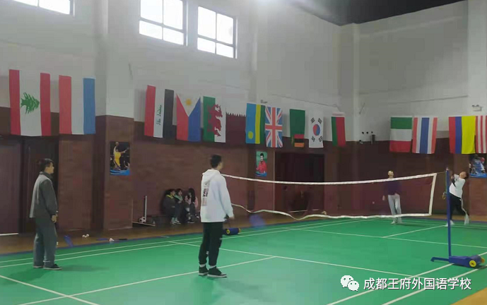 落实“双减”精神，丰富学生校园生活——成都王府周末托管活动有序进行中