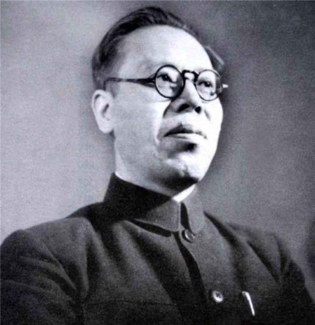 1950年,一妇女向中央询问牺牲丈夫身份,周恩来指示为其安排工作 1950年,一妇女向中央询问牺牲丈夫身份,周恩来指示为其安排工作