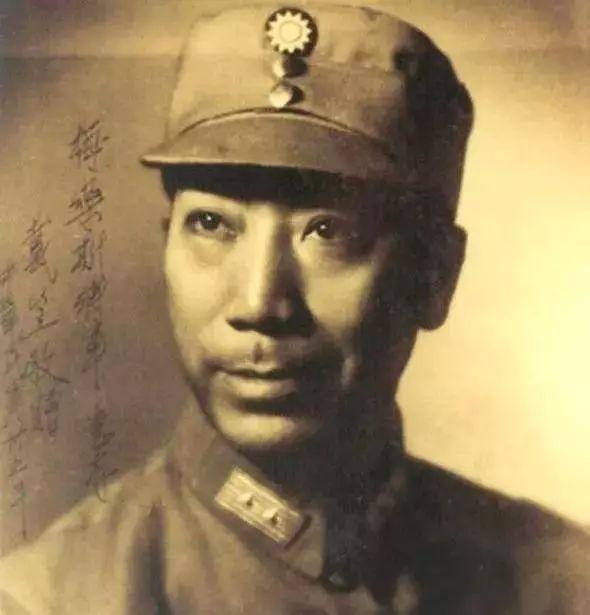 1950年,一妇女向中央询问牺牲丈夫身份,周恩来指示为其安排工作 1950年,一妇女向中央询问牺牲丈夫身份,周恩来指示为其安排工作