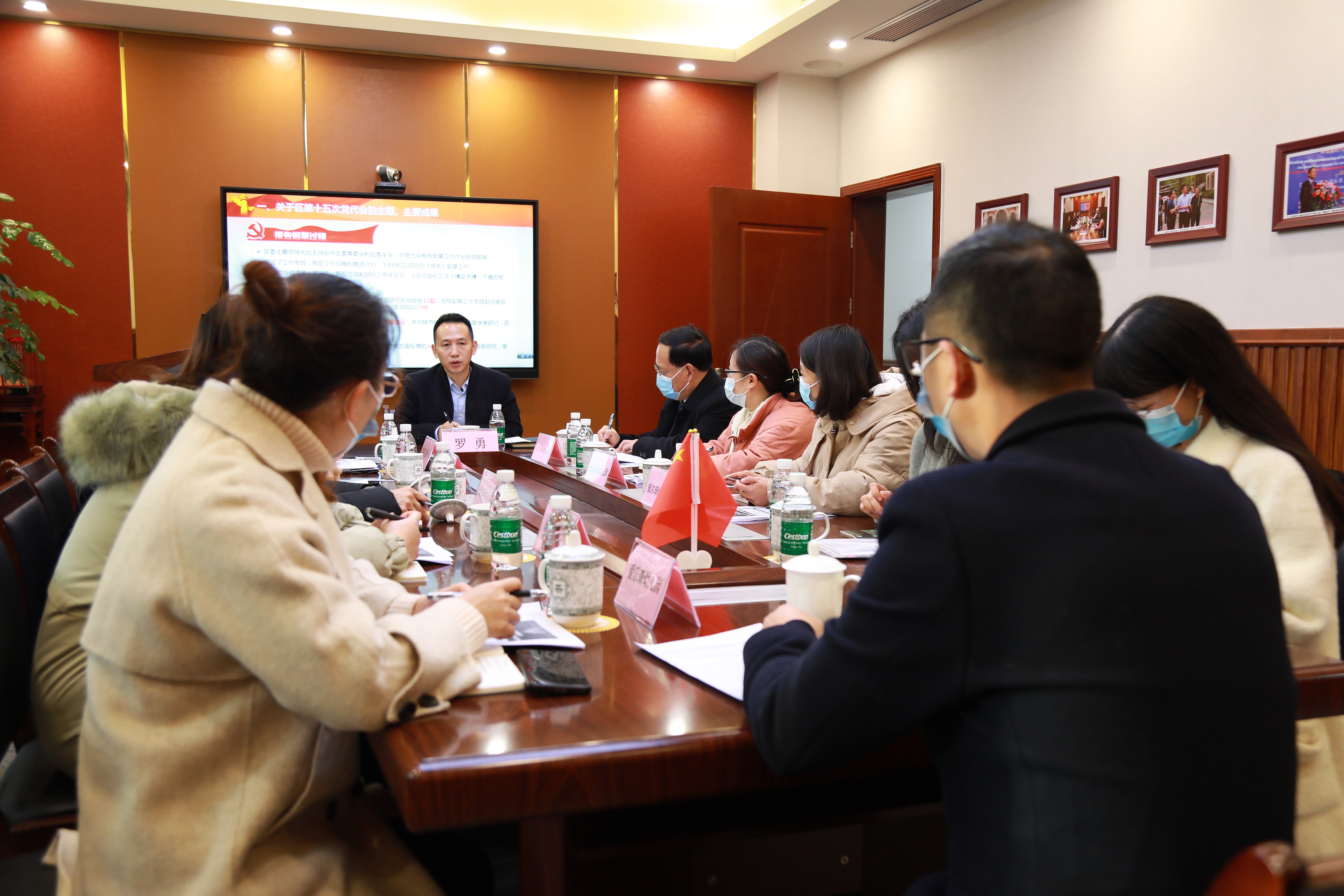 思想指导行动、实践引领前行 思想指导行动、实践引领前行
