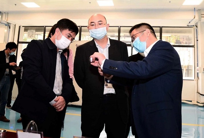 广东省科技厅厅长王瑞军一行调研广州赛隆增材制造有限责任公司