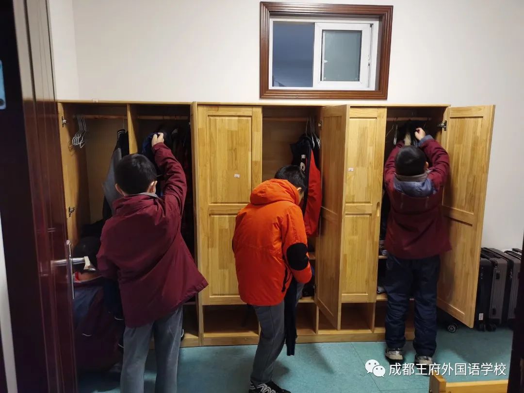 学会感恩，与爱同行——成都王府开展感恩系列活动