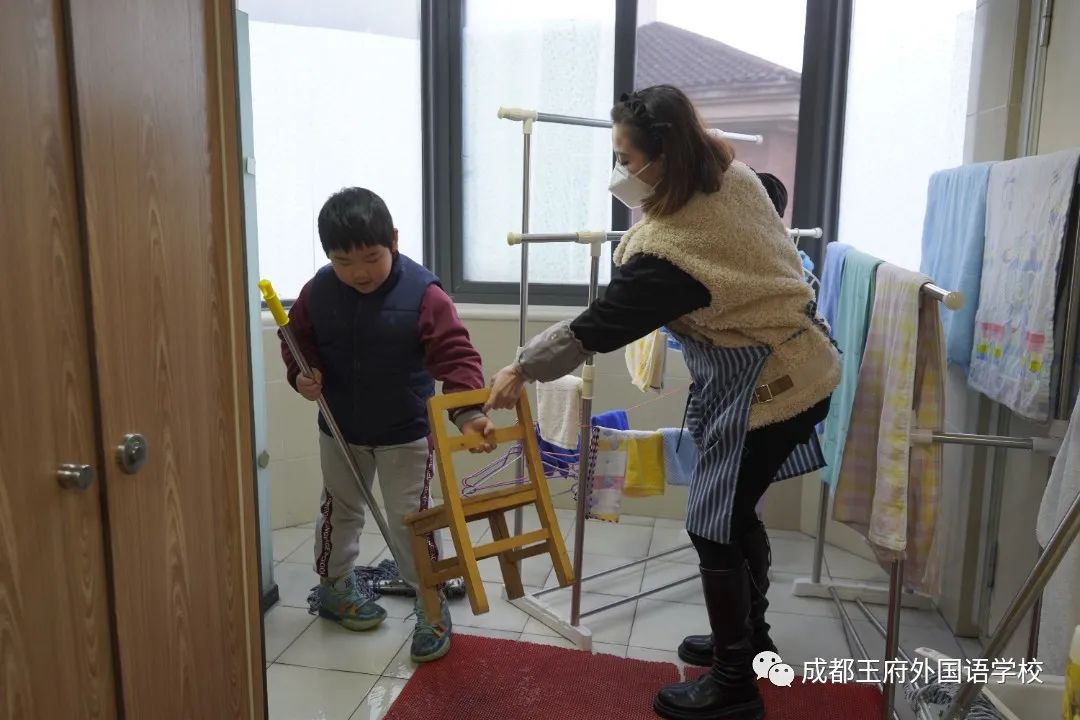 学会感恩，与爱同行——成都王府开展感恩系列活动
