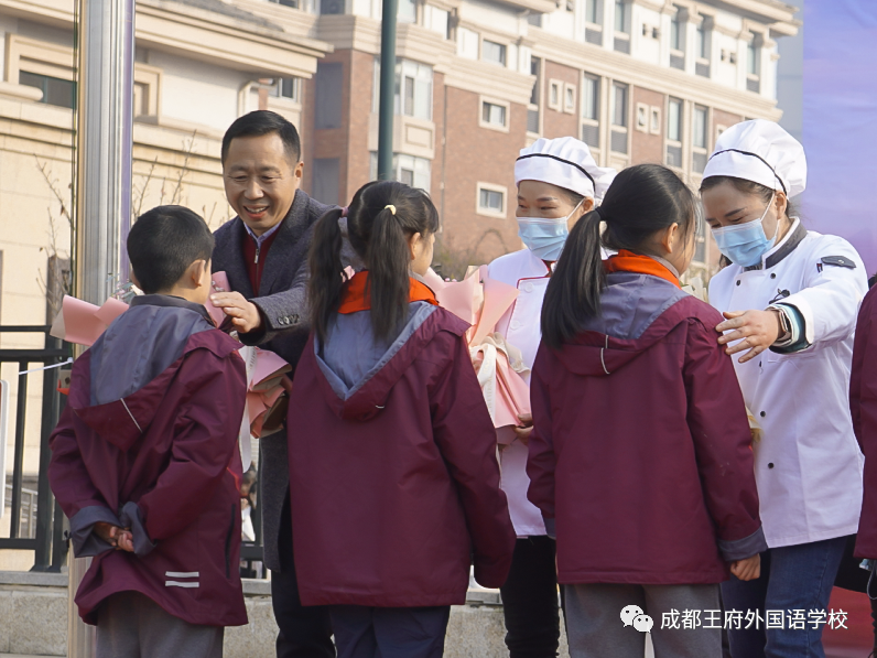学会感恩,与爱同行——成都王府开展感恩系列活动 学会感恩,与爱同行——成都王府开展感恩系列活动