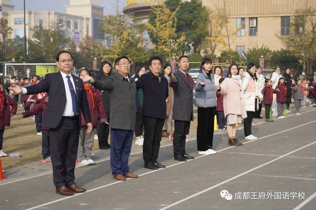 学会感恩，与爱同行——成都王府开展感恩系列活动