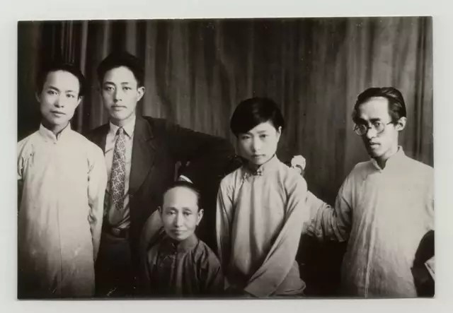 沈从文带走九妹11年,送回故乡已是一个疯子,晚年见外甥莫名悲哀 沈从文带走九妹11年,送回故乡已是一个疯子,晚年见外甥莫名悲哀