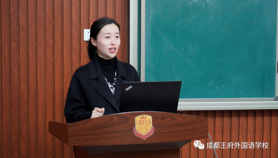冬日渐寒，王府向暖——成都王府举行12月校长早茶会活动 成都王府外国语学校 2021-12-14 17:17 图片           成都王府外国语学校在管小波校长的带领下一直坚持家校合作的信念，认