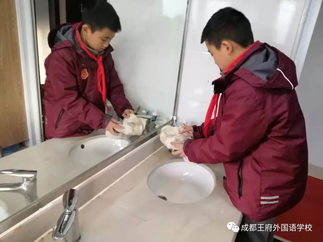 内务整理展风采，“小鬼当家”我能行——成都王府举办第三届内务整理比赛活动