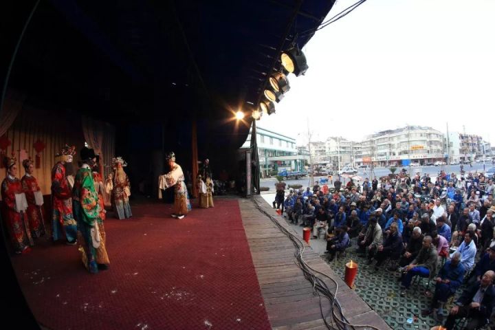 一场人类历史上前所未有的人口大迁移,正在中国发生 一场人类历史上前所未有的人口大迁移,正在中国发生