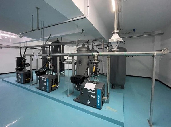 医疗器械行业爪型干式真空泵解决方案