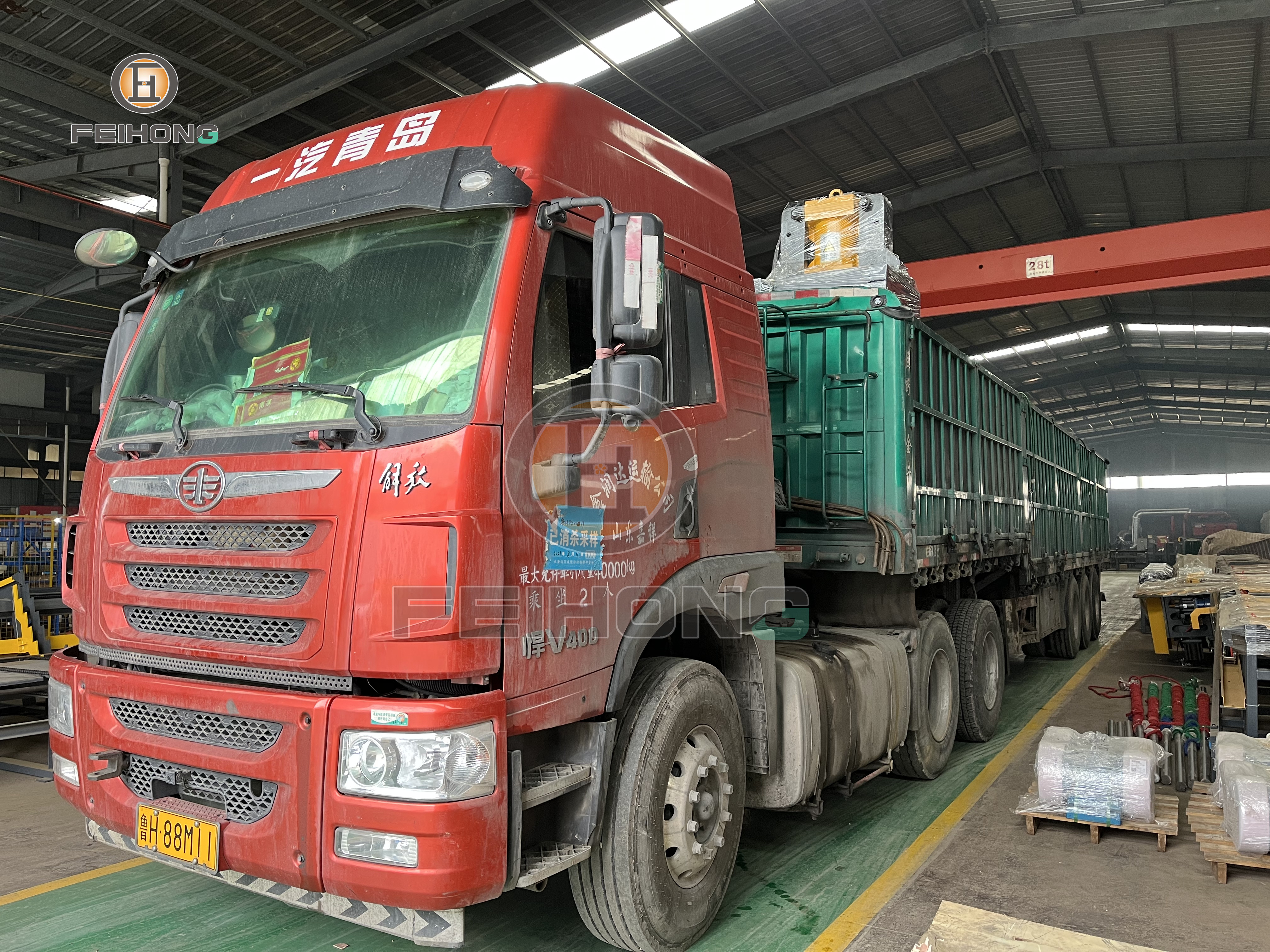 喜訊！飛宏助力中鐵八局川藏線4套智能鋼筋加工設(shè)備裝車完畢，順利發(fā)出