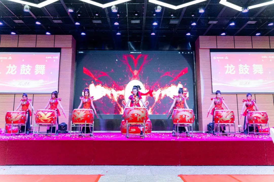新飛越，濟(jì)宏圖