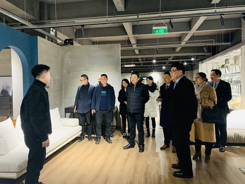 产业交流，互学互鉴|蔡家智慧新城董事长潘勇一行莅临曙光产业园考察调研