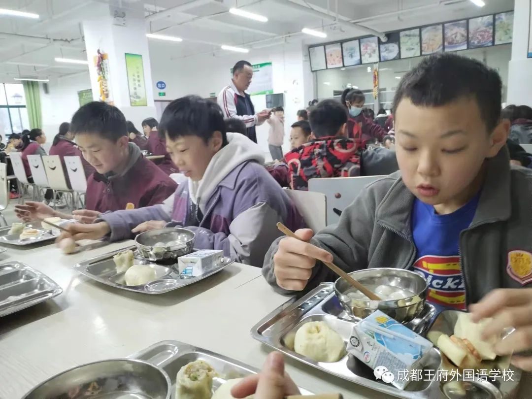疫情当前，爱暖校园！