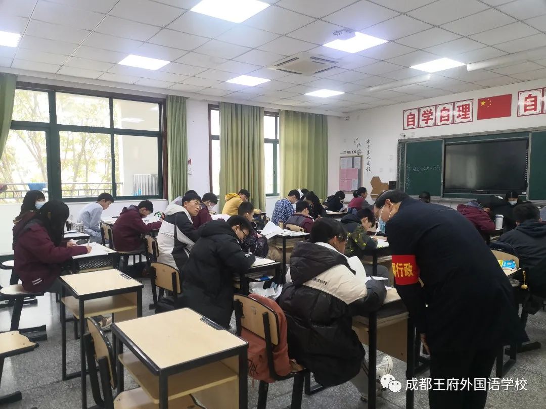 疫情当前，爱暖校园！