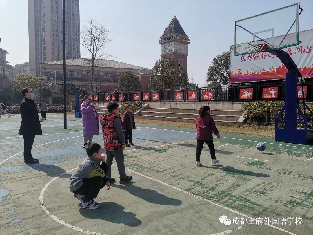 疫情当前，爱暖校园！