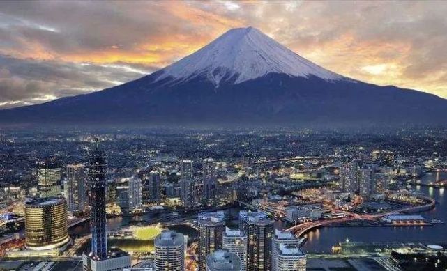 人口变局杀到!山东、广东、江苏无一幸免,中国城市大洗牌进入最严峻时刻 人口变局杀到!山东、广东、江苏无一幸免,中国城市大洗牌进入最严峻时刻