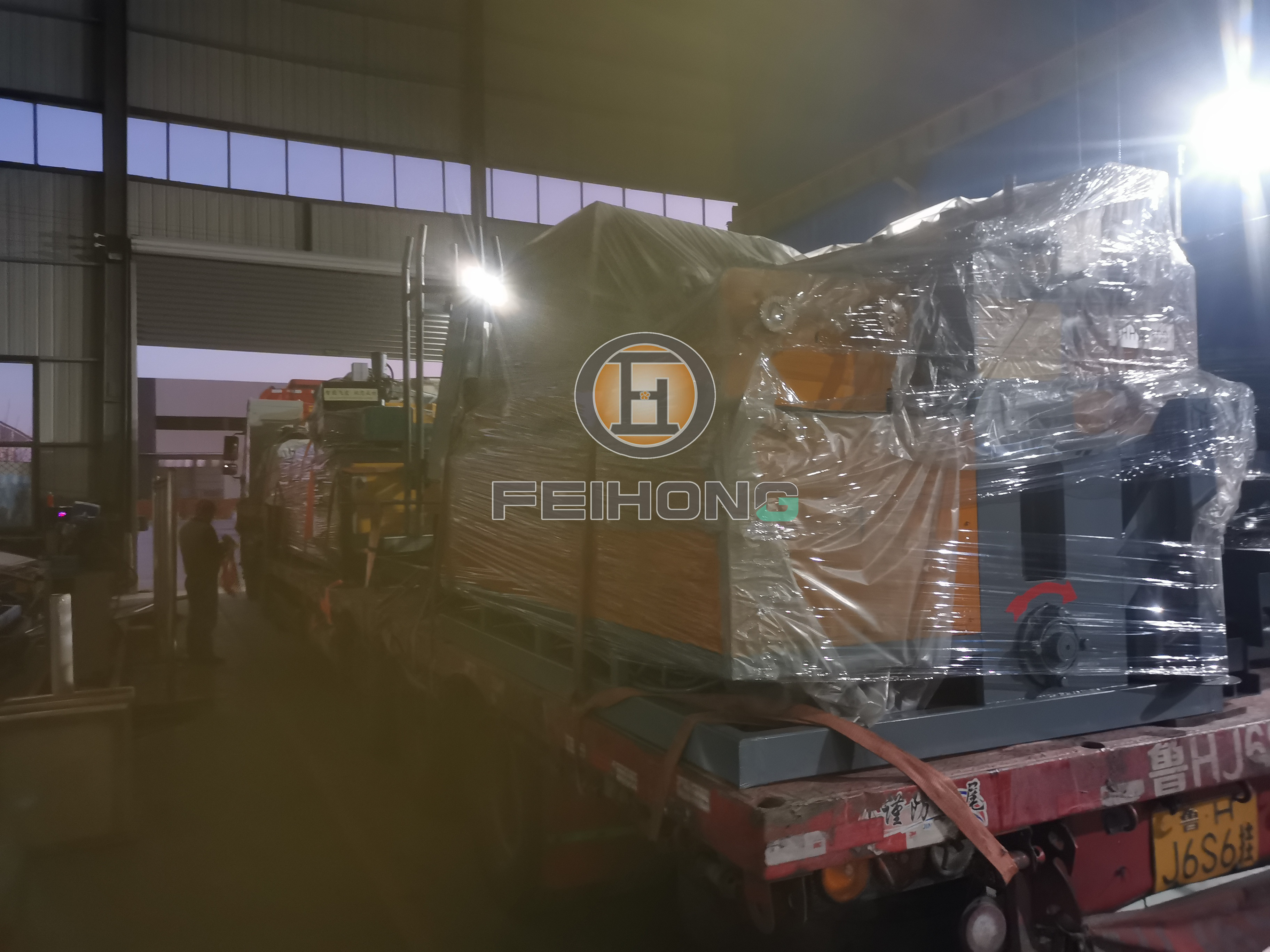 喜訊!熱烈祝賀飛宏8套數(shù)控智能鋼筋加工設(shè)備裝車完畢順利發(fā)出 喜訊!熱烈祝賀飛宏8套數(shù)控智能鋼筋加工設(shè)備裝車完畢順利發(fā)出